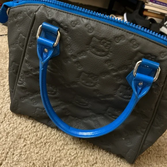 Hello Kitty Loungefly Bag - Picture 4 of 4